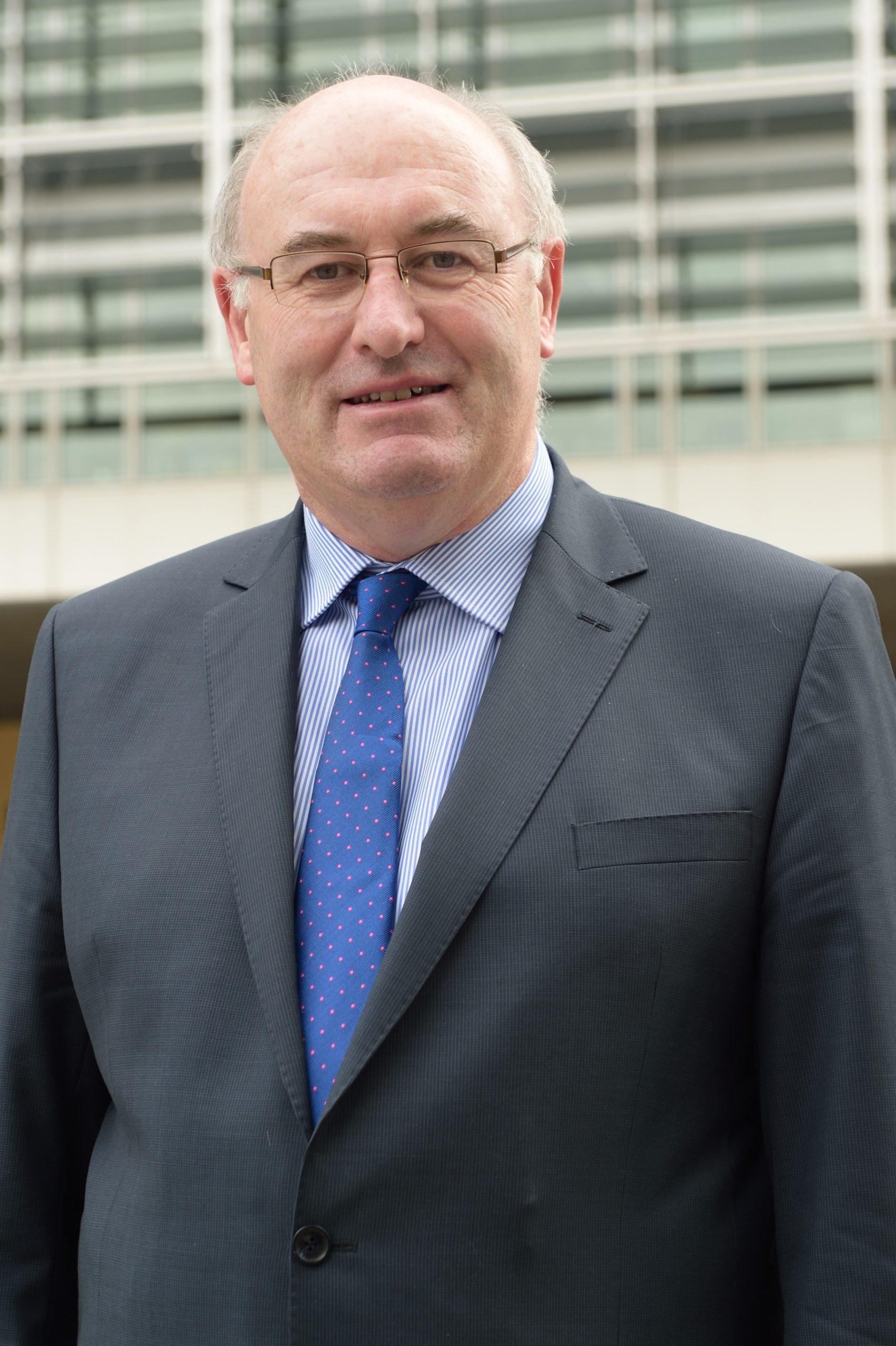 Phil Hogan.jpg
