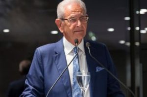 Με ηχηρά ονόματα από το χώρο των επιχειρήσεων έκλεισε τα 80 χρόνια από την ίδρυσή του ο Όμιλος Ευθυμιάδη